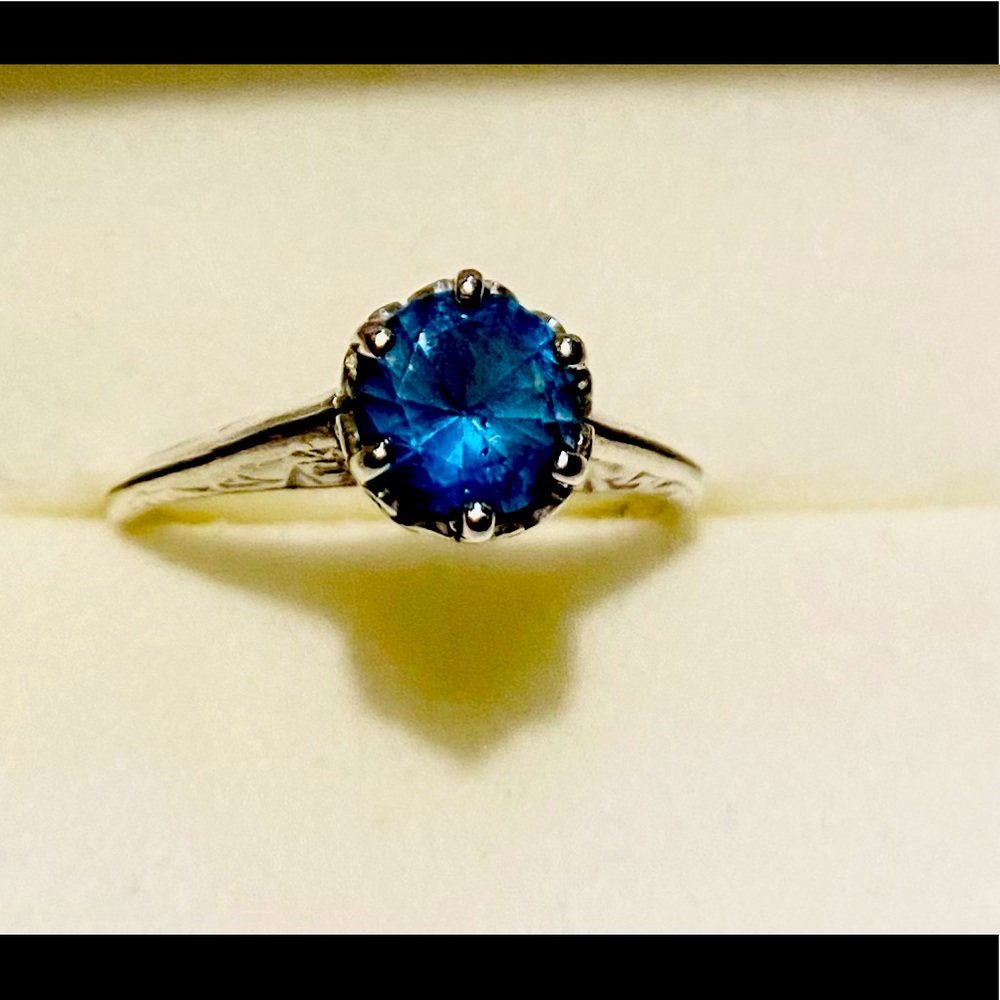 Sterling Silver London Blue Topaz Ring